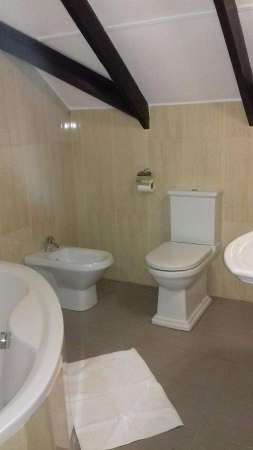 Апартаменты Shay Lyah Self Catering Виктория Экстерьер фото